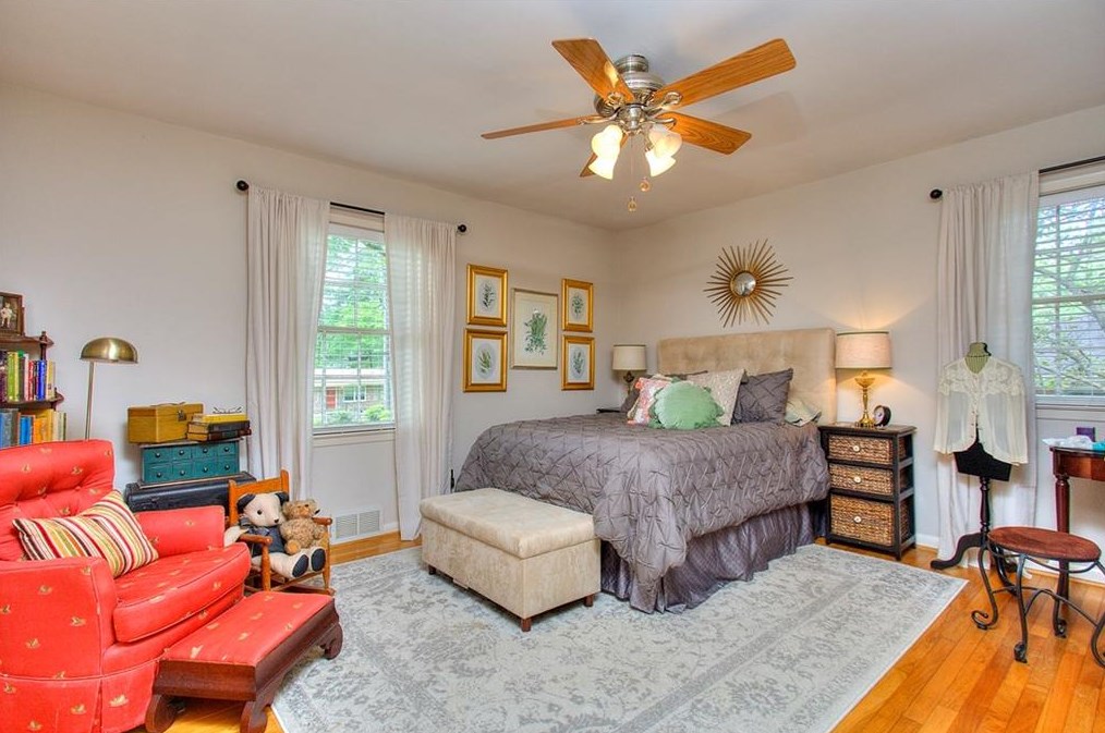 2931 Mount Olive Dr, Decatur GA  30033-3013 exterior