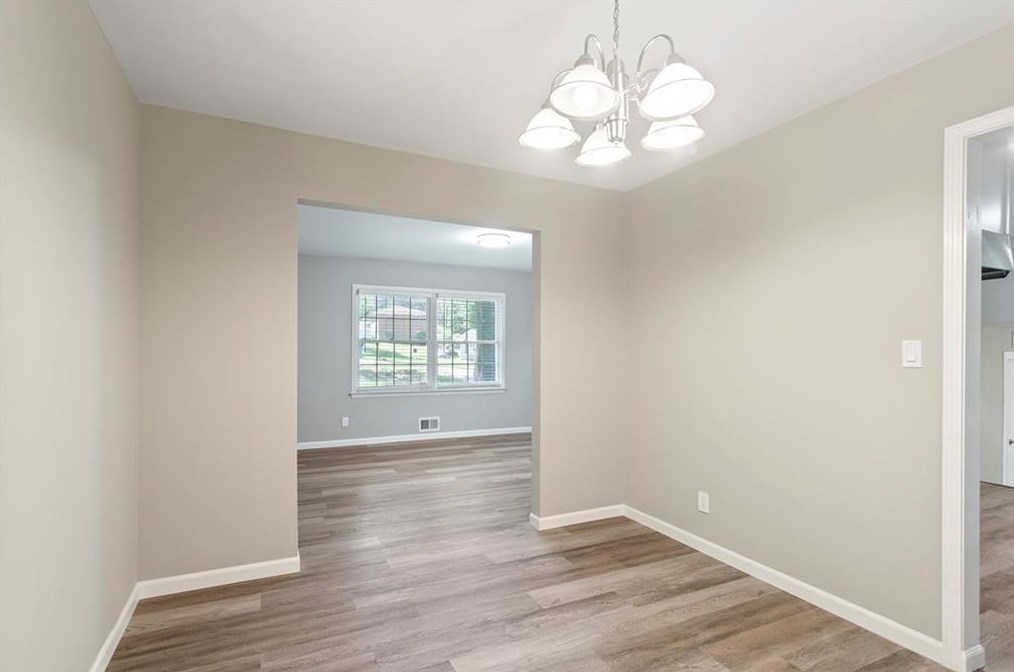 1924 Glen Mora Ct, Decatur GA  30032-5137 exterior