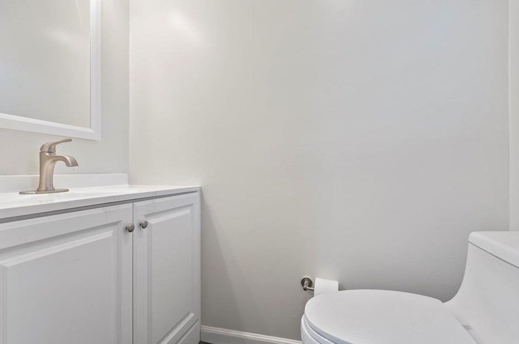 1924 Glen Mora Ct, Decatur GA  30032-5137 exterior