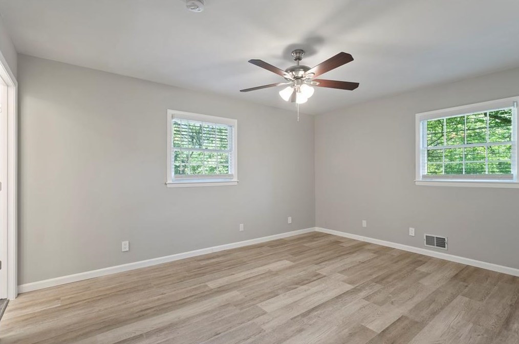 1924 Glen Mora Ct, Decatur GA  30032-5137 exterior