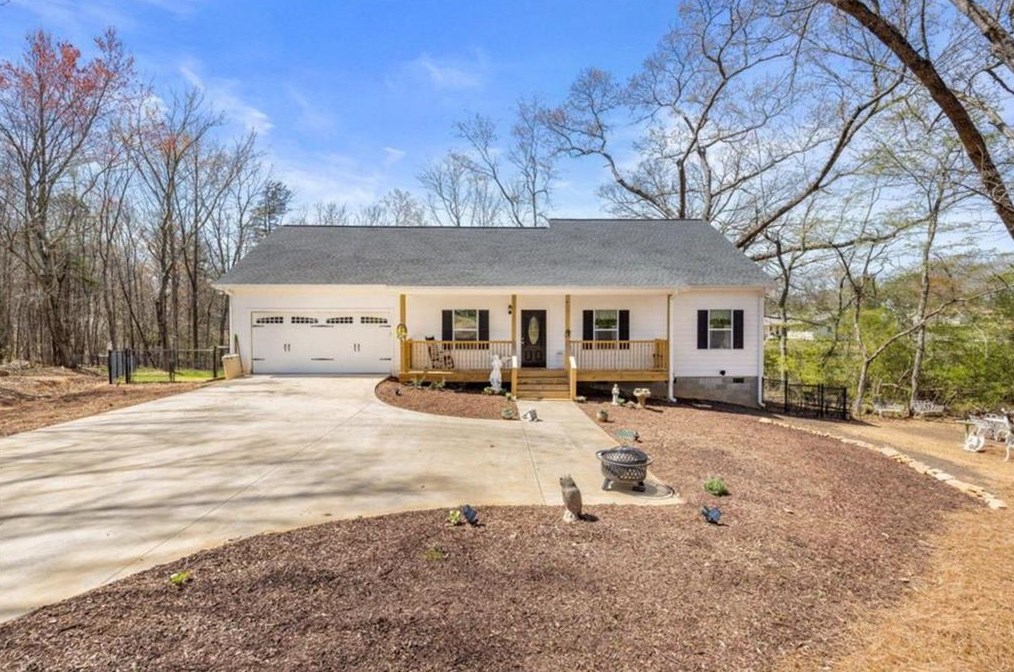 3912 Petes Dr, Gainesville GA  30506-5352 exterior