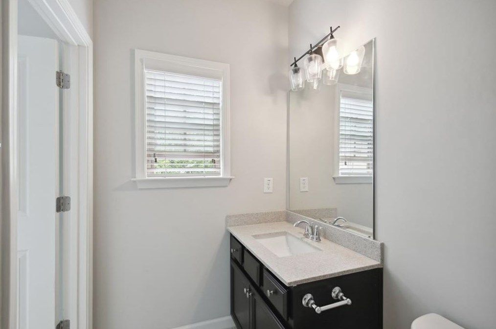 1405 Hawthorne Ave, Smyrna GA  30080-2137 exterior