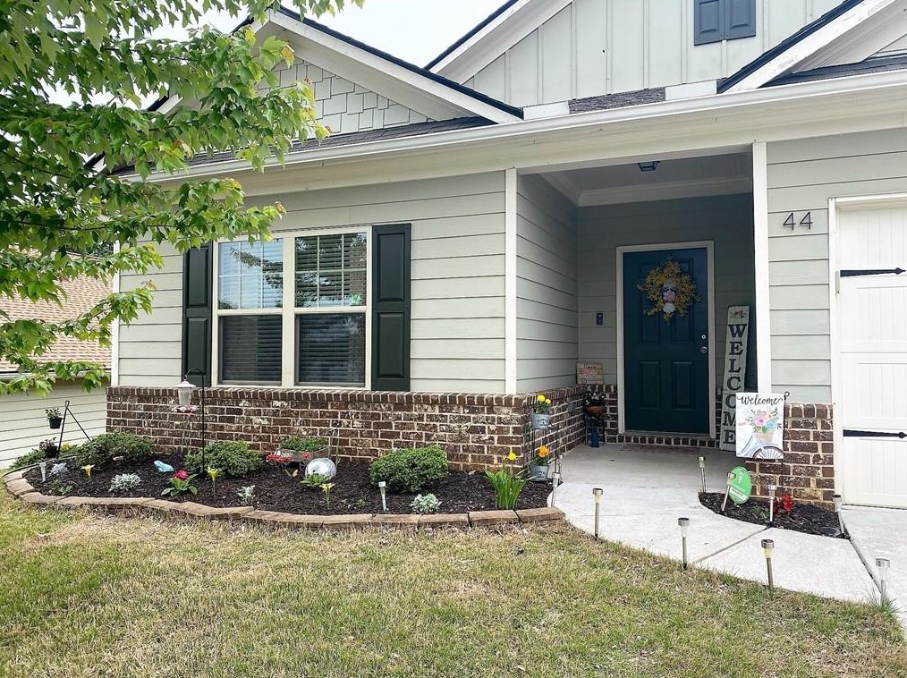 44 Autumn Canyon Path, Euharlee GA  30121 exterior