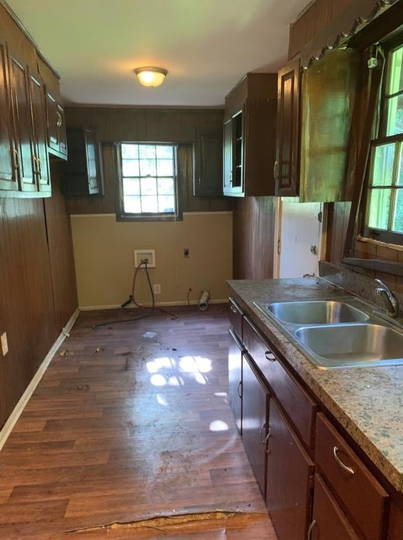 2190 Gordon Cir, Smyrna GA  30080-2476 exterior