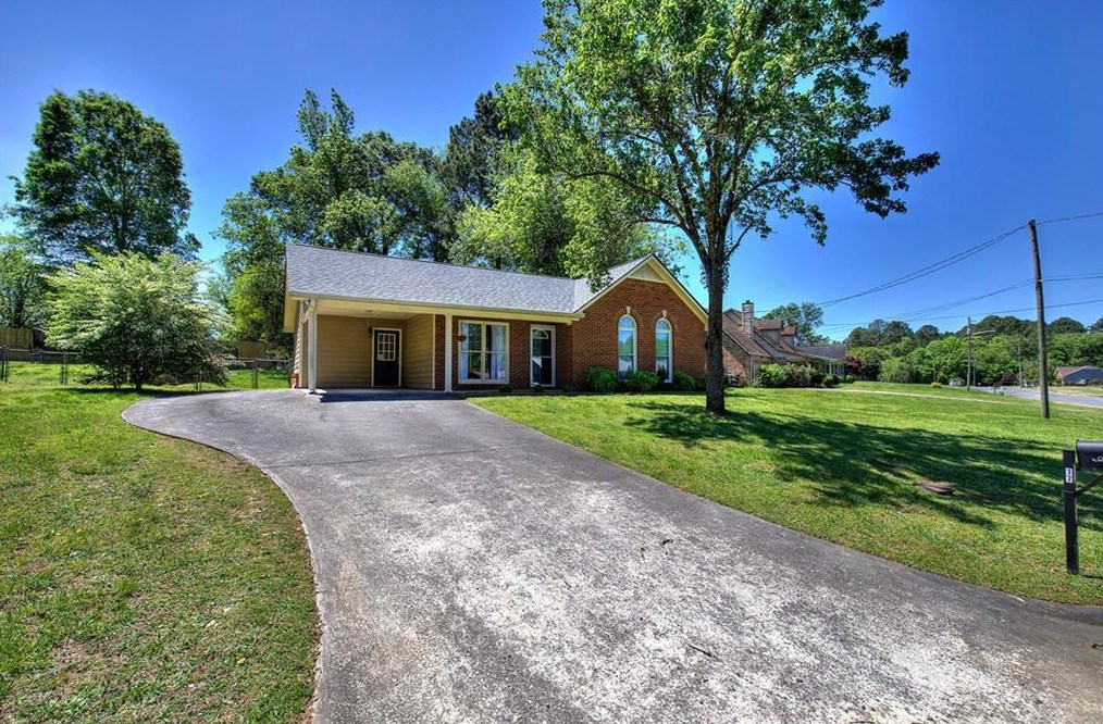 17 Eden Dr, Rome, GA 30165-1820