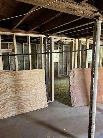 344 Rhinehill Rd, Atlanta GA  30315-7402 exterior