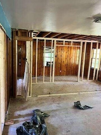 344 Rhinehill Rd, Atlanta GA  30315-7402 exterior