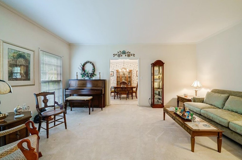 2559 Windwood Ct, Atlanta GA  30360-1443 exterior