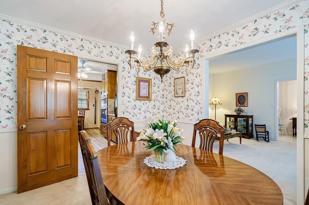 2559 Windwood Ct, Atlanta GA  30360-1443 exterior