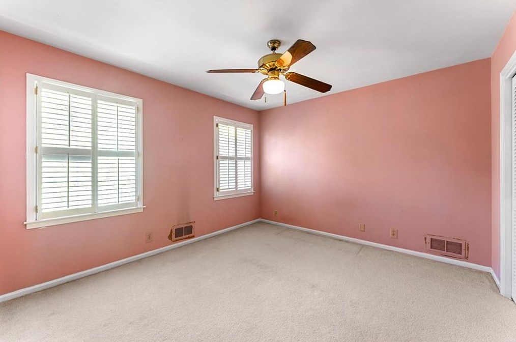 4887 Windwood Dr, Atlanta GA  30360-1657 exterior