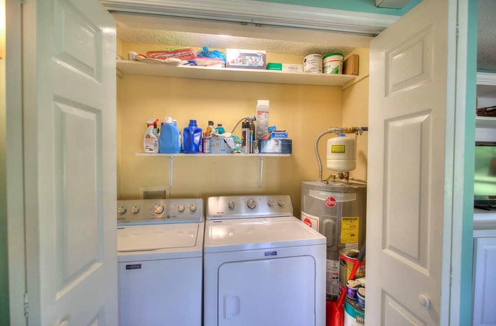 151 Cardinal Dr, Calhoun GA  30701-9302 exterior
