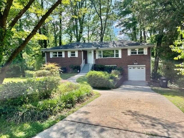 2633 Wood Valley Dr, Atlanta, GA 30344
