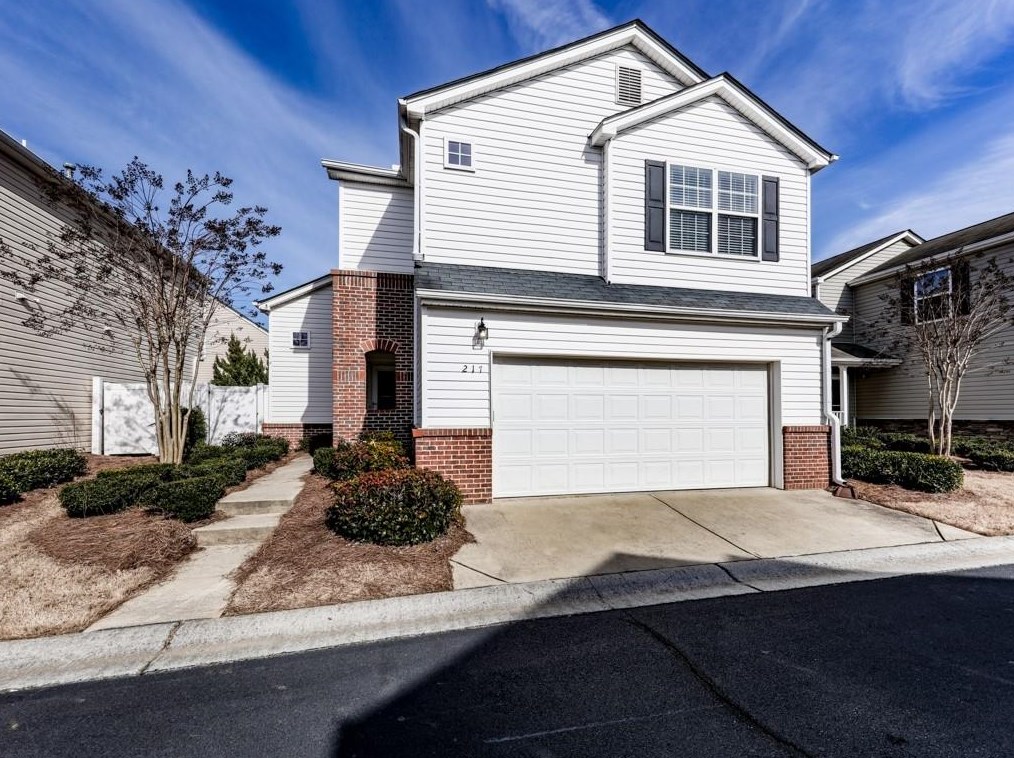 217 Hiawassee Dr, Holly Springs, GA 30188