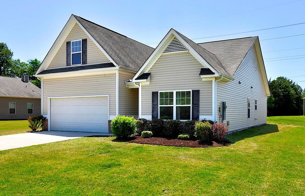 175 Oak Hollow Way, Aragon, GA 30104-6326