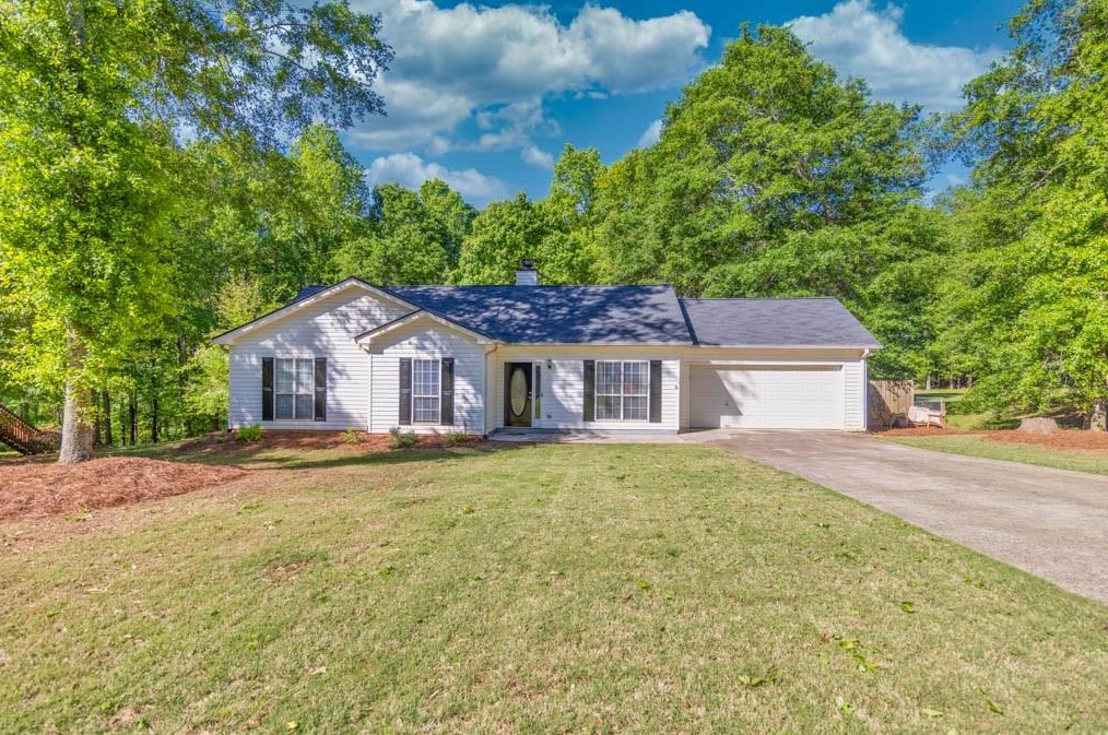 149 Elk Grove Dr, Auburn, GA 30011