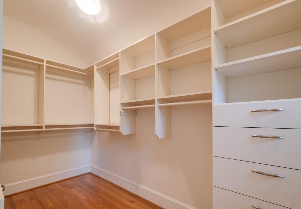 1148 Reeder Cir, Atlanta GA  30306-3311 exterior