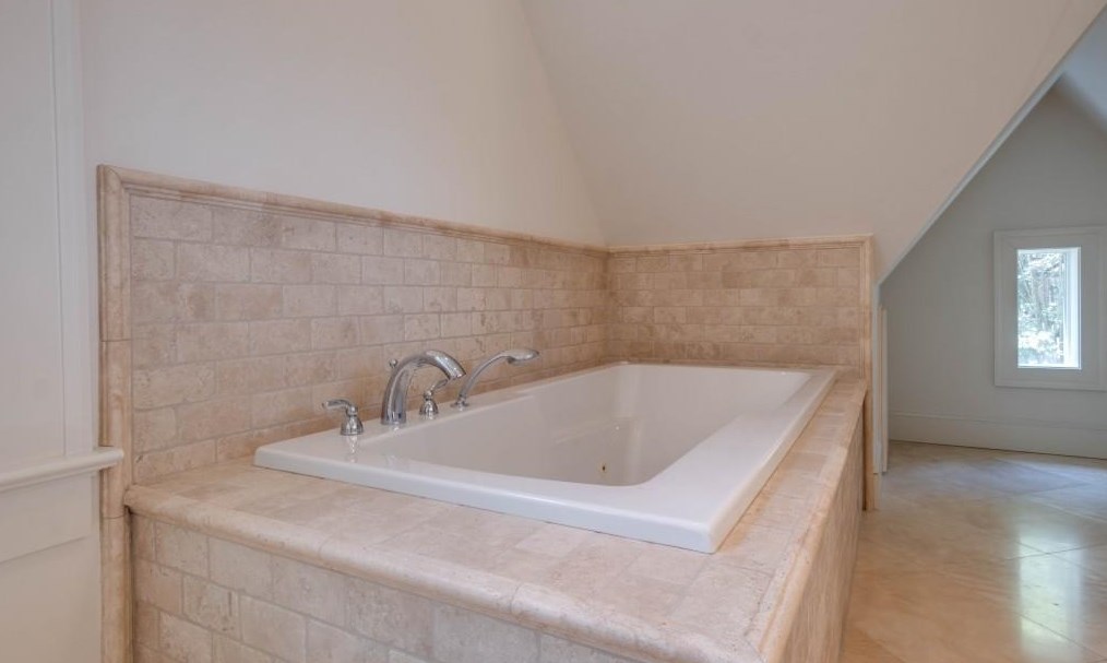 1148 Reeder Cir, Atlanta GA  30306-3311 exterior