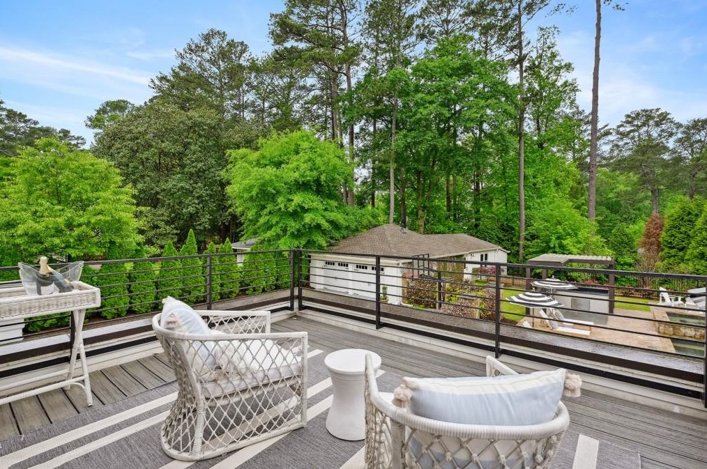 1694 Sussex Rd, Atlanta GA  30306-3062 exterior