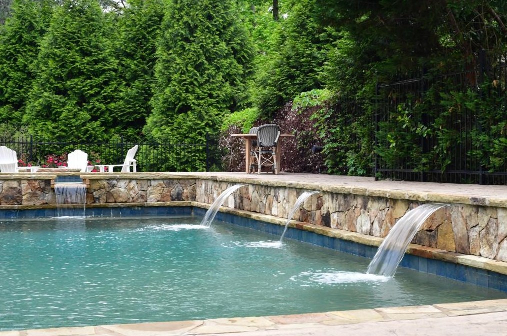 1694 Sussex Rd, Atlanta GA  30306-3062 exterior