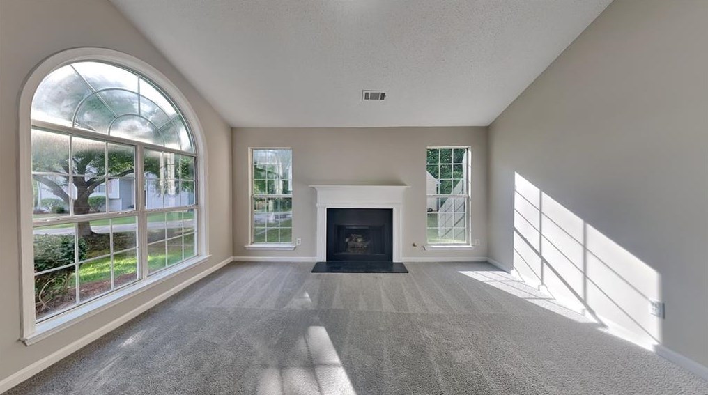 6610 Creek Turn Dr, Rex, GA 30273