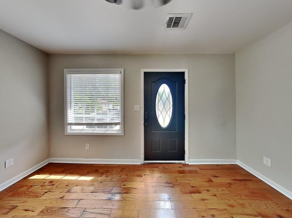 490 Center Hill Ave Nw, Atlanta, GA 30318