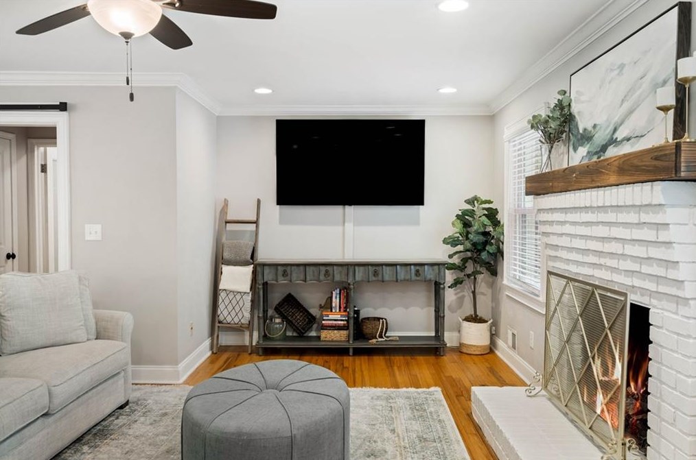 3796 Watkins Pl, Atlanta GA  30319 exterior