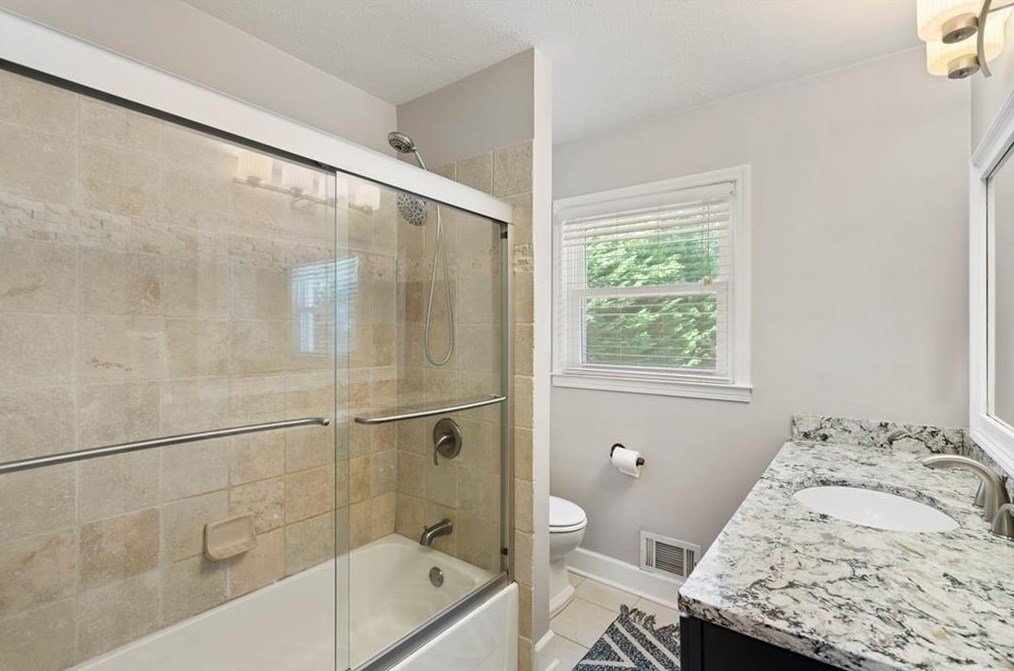 3796 Watkins Pl, Atlanta GA  30319 exterior