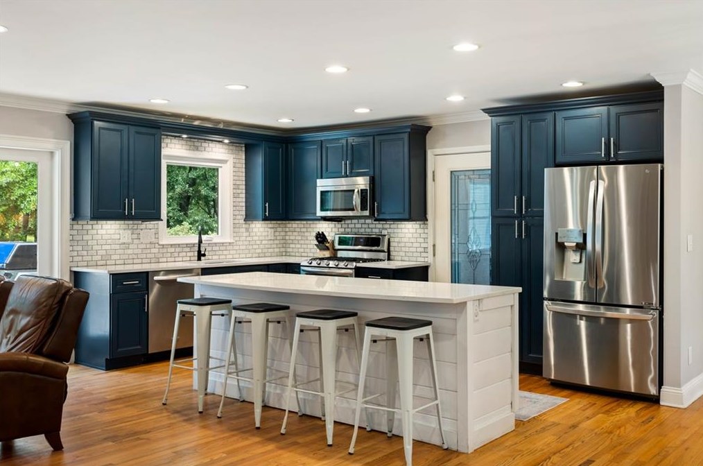 3796 Watkins Pl, Atlanta GA  30319 exterior