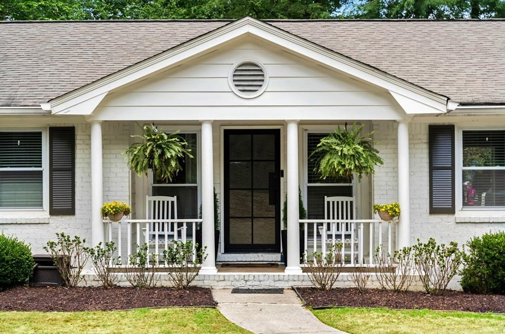 3796 Watkins Pl, Atlanta, GA 30319-1827