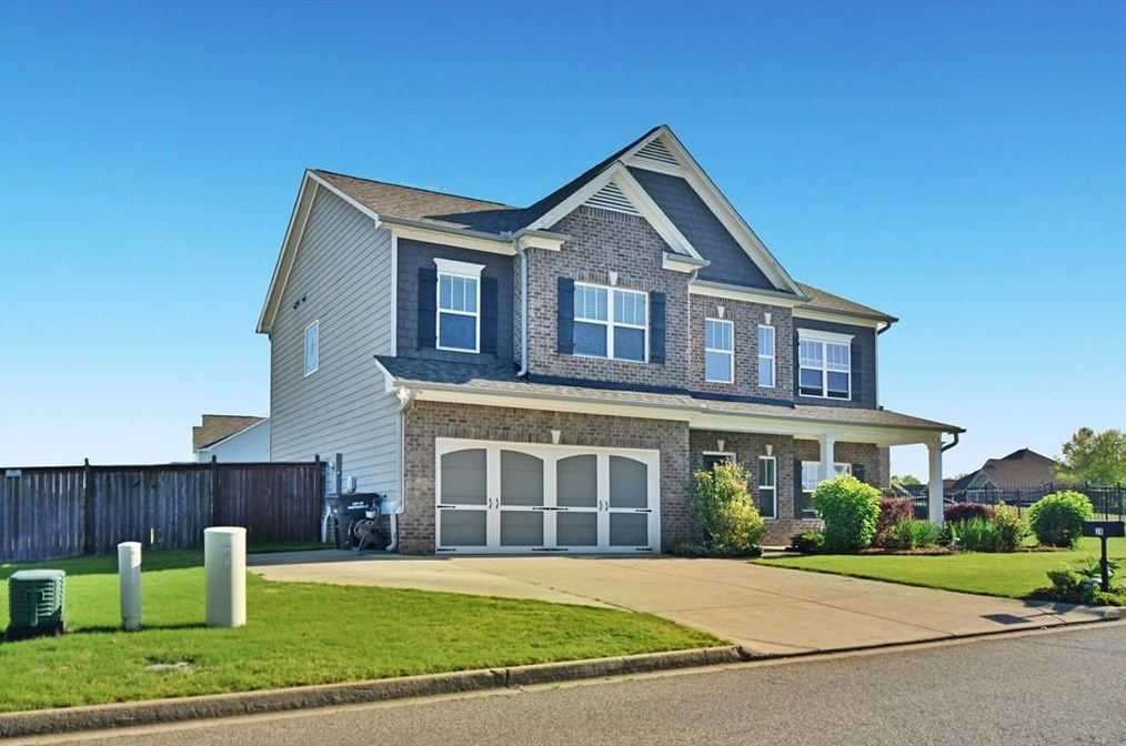 28 Stately Oaks Dr, Euharlee, GA 30120-5890