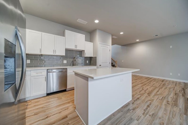 8324 Triple Crown Dr, Douglasville, GA 30134