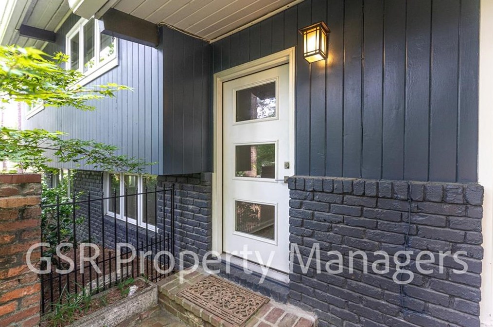 2026 N Akin Dr Ne, Atlanta, GA 30345