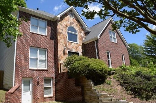 1582 Brentwood Dr, Marietta, GA 30062