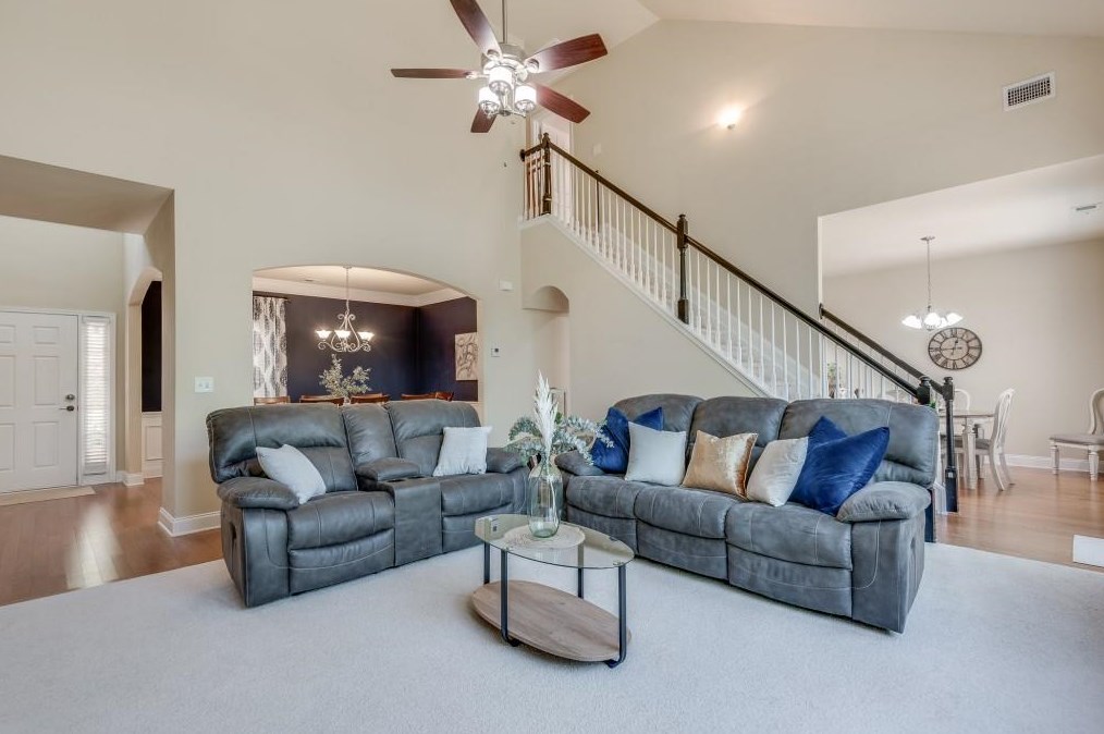 520 Roland Manor Dr, Dacula, GA 30019