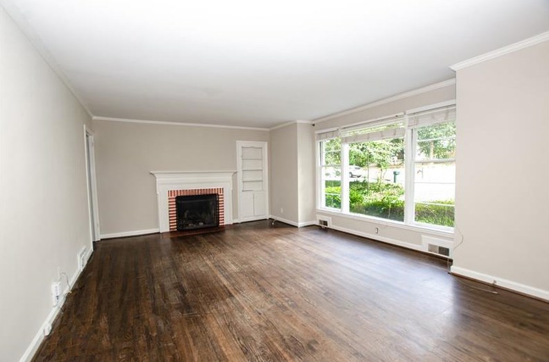 691 Upton Rd Nw, Atlanta, GA 30318