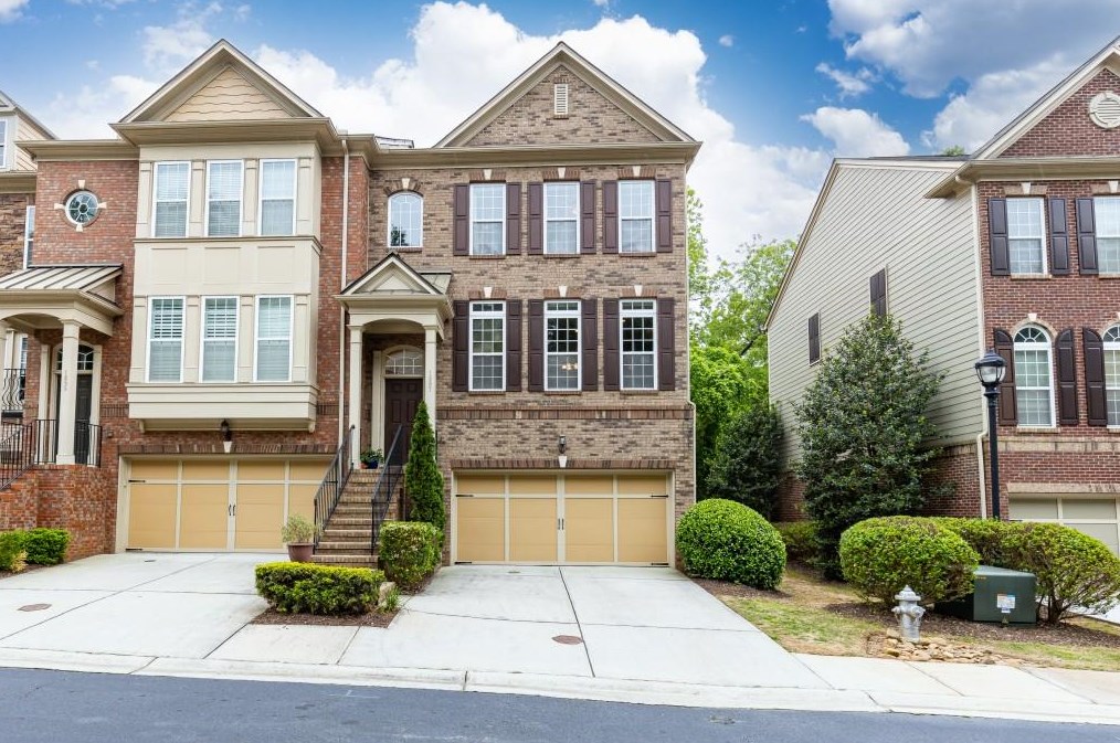 1897 Ridgemont Ln, Decatur, GA 30033-4051