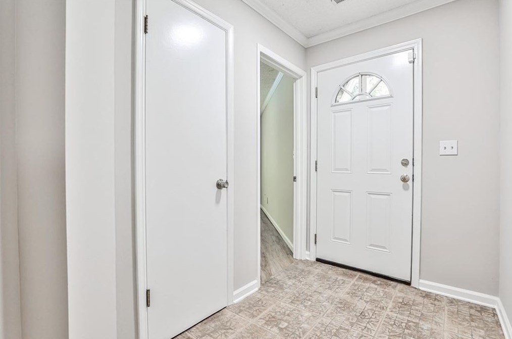 507 Mill Pond Rd, Roswell, GA 30076