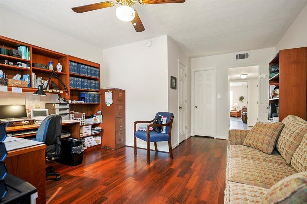1346 Weatherstone Way, Atlanta GA  30324-4645 exterior