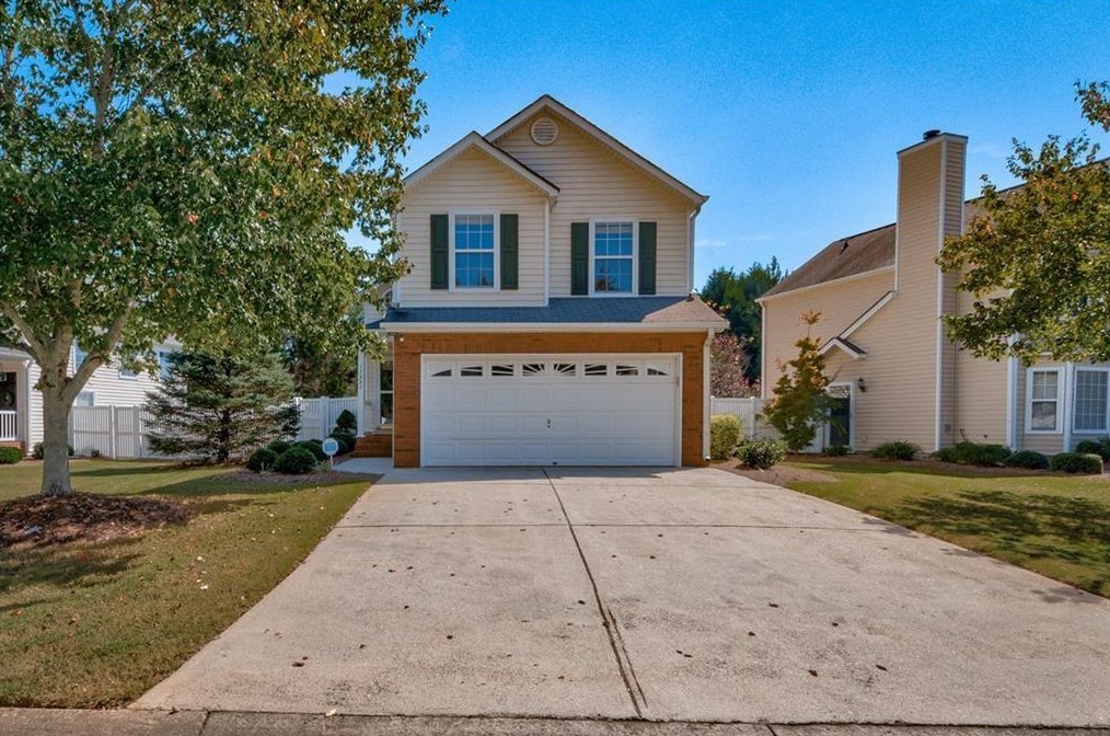 13297 Aventide Ln, Alpharetta, GA 30004