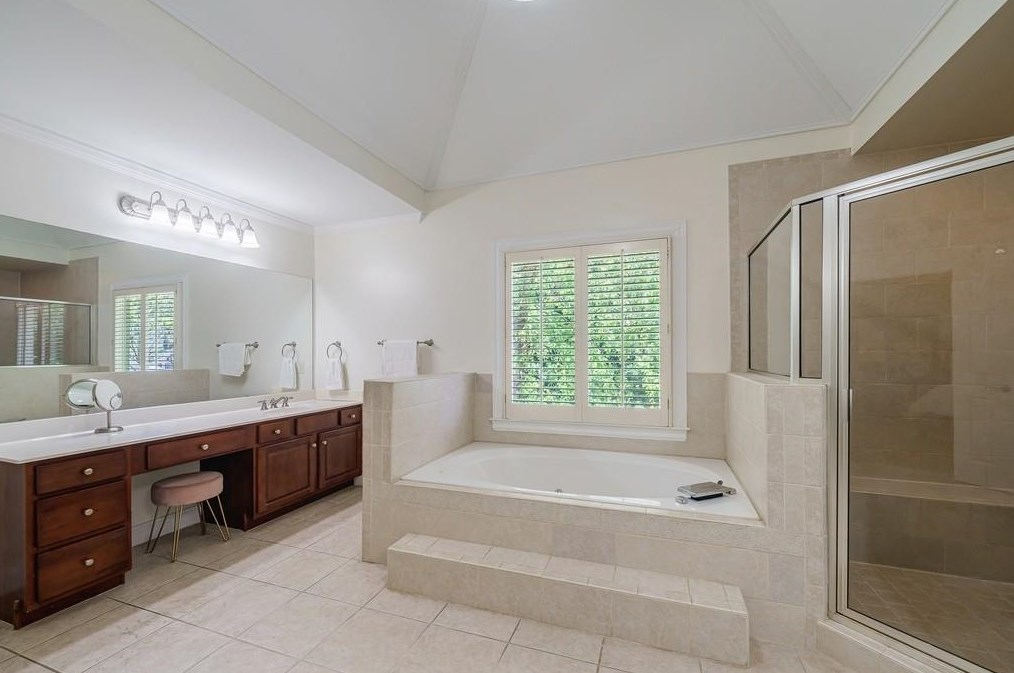 3303 Forest Heights Ct, Dacula GA  30019-7208 exterior