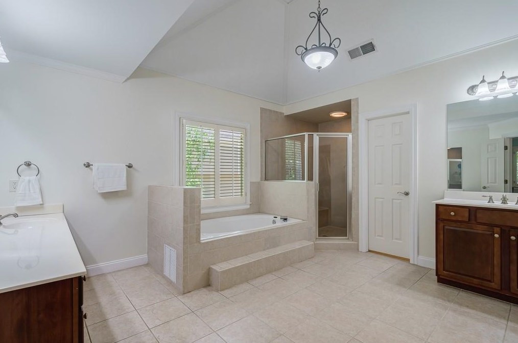3303 Forest Heights Ct, Dacula GA  30019-7208 exterior
