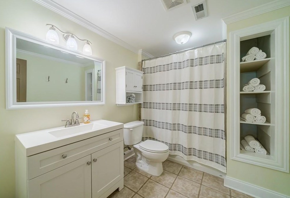 3303 Forest Heights Ct, Dacula GA  30019-7208 exterior