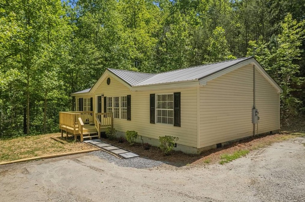 195 Vandiviere Rd, Dawsonville, GA 30534
