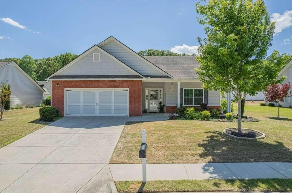 103 Thornberry Ln, Jefferson, GA 30549