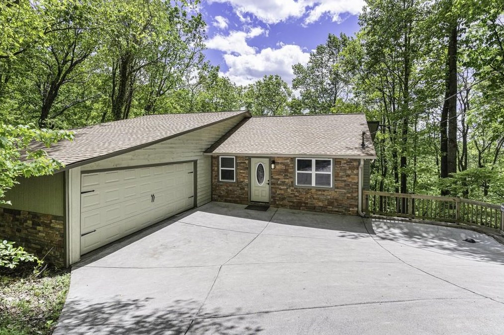 538 Sassafras Mountain Trail, Big Canoe, GA 30143