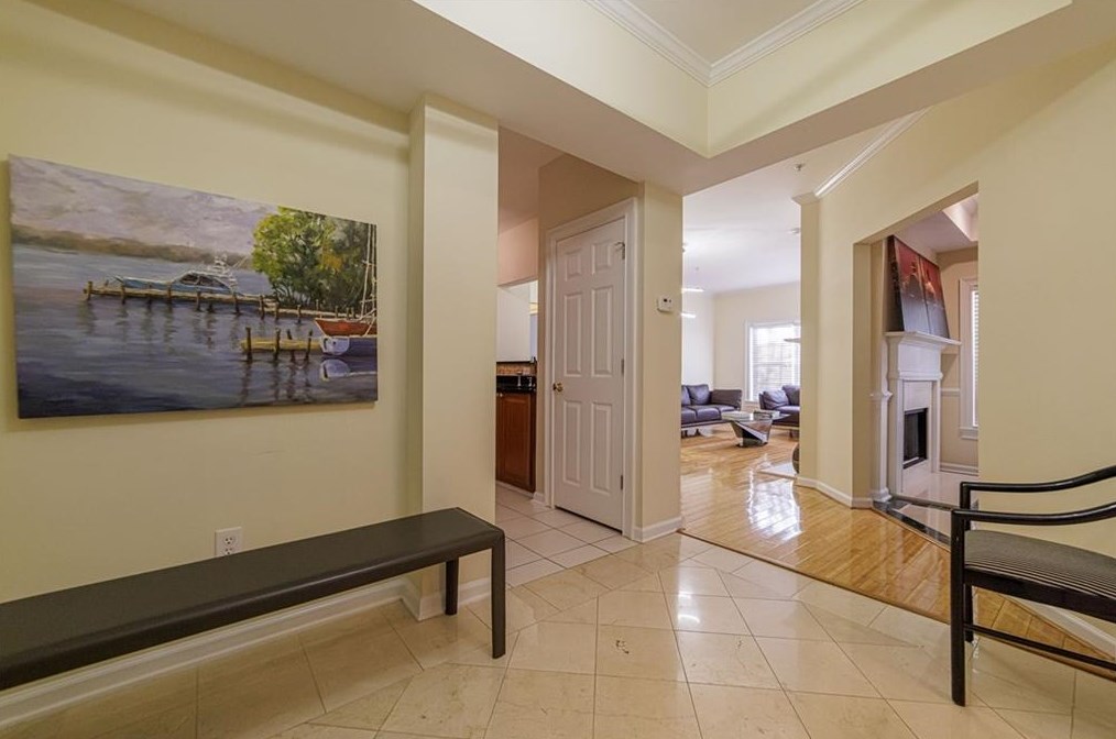 3275 Lenox Rd Ne Apt 214, Atlanta, GA 30324
