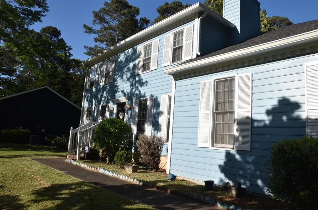 686 Chatham Trl, Jonesboro GA  30238-4460 exterior