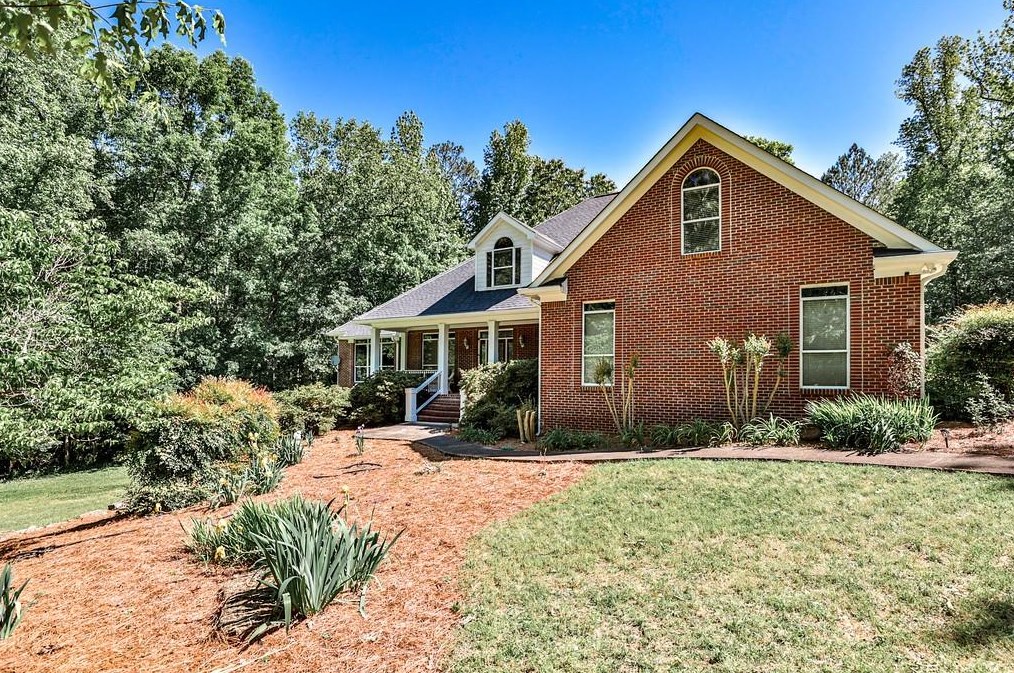 1646 Cook Rd, Oxford, GA 30054
