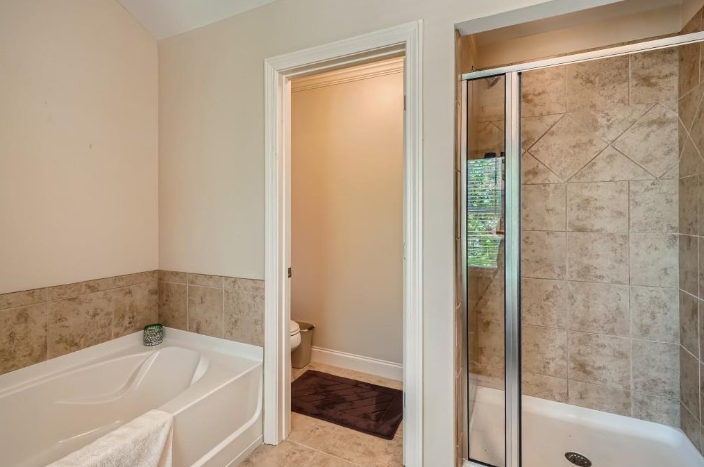 3027 Eltham Pl, Decatur GA  30033-3253 exterior