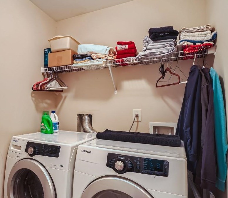 3027 Eltham Pl, Decatur GA  30033-3253 exterior